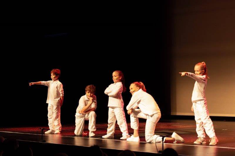 Shilleena's Dance Academy - Junior Hip Hop 2018