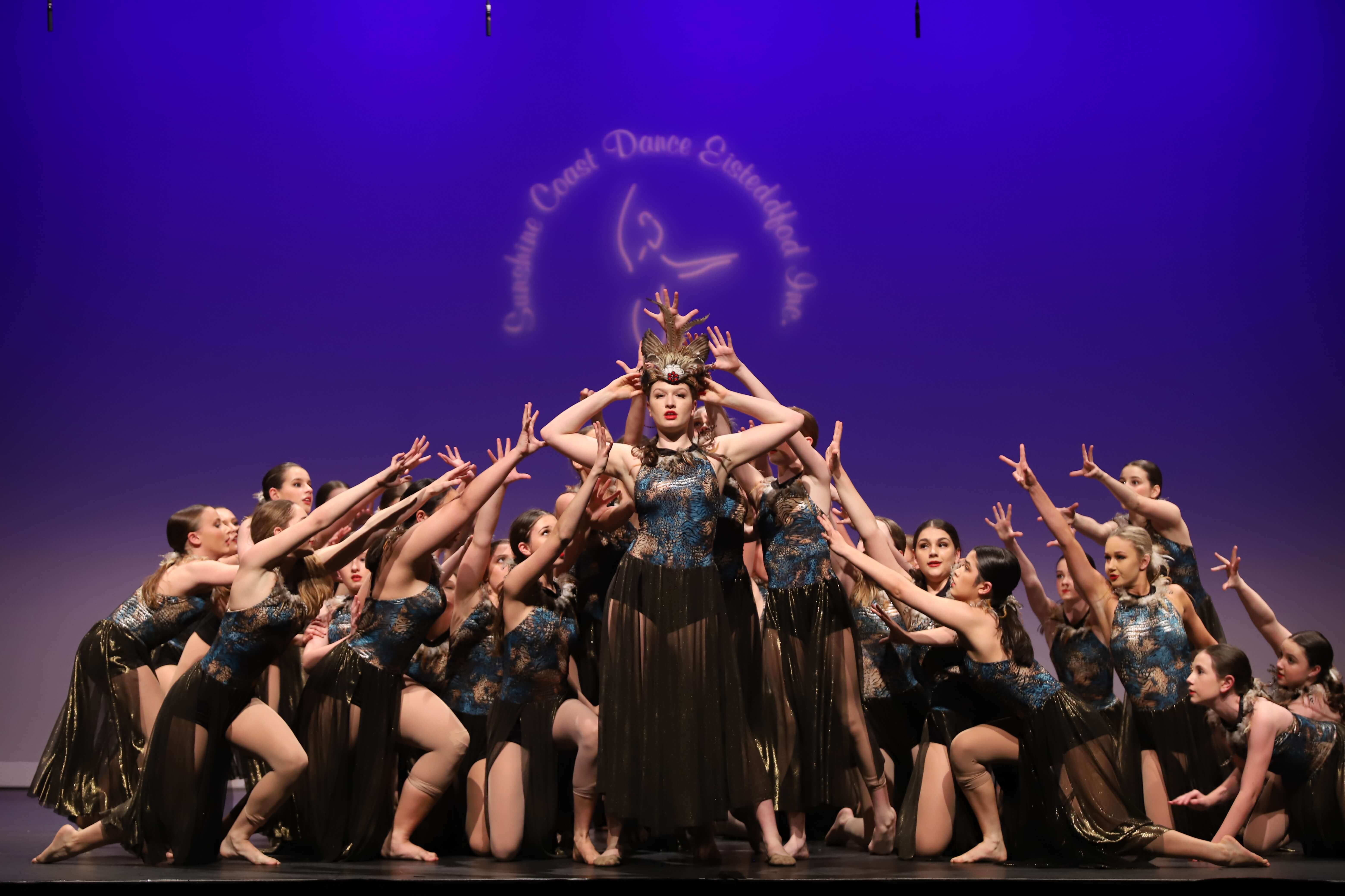 Performance Troupe - Contemporary 2020 Performance Troupe - Contemporary 2020