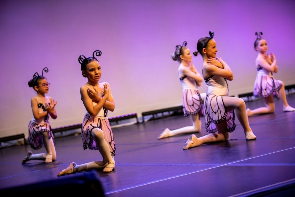 Grade 1 & 3 Ballet 2021 - Photograph taken by Lachie Douglas Grade 1 & 3 Ballet 2021
