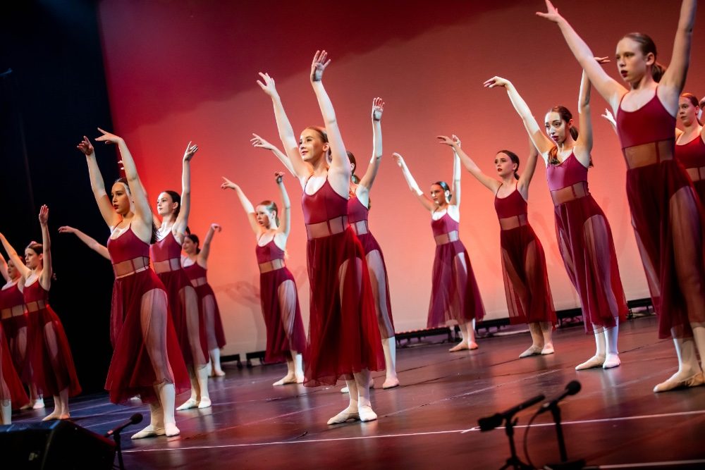 Grade 7 & Pre-El Ballet 2021 - Photograph taken by Lachie Douglas Grade 7 & Pre-El Ballet 2021