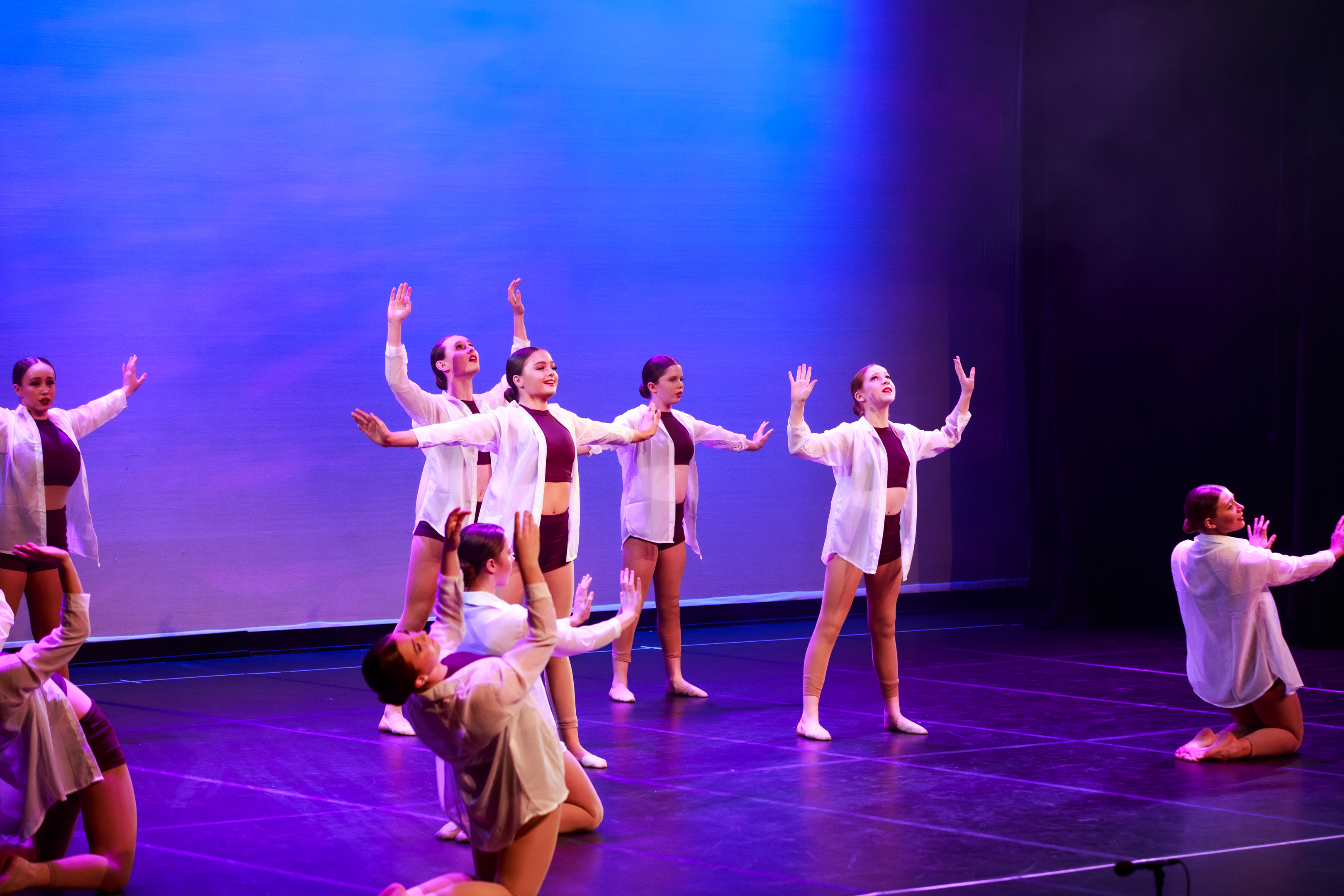 Falling Apart - Lv 2 Contemporary 2023 - Photo taken by Kick the Cow Photography